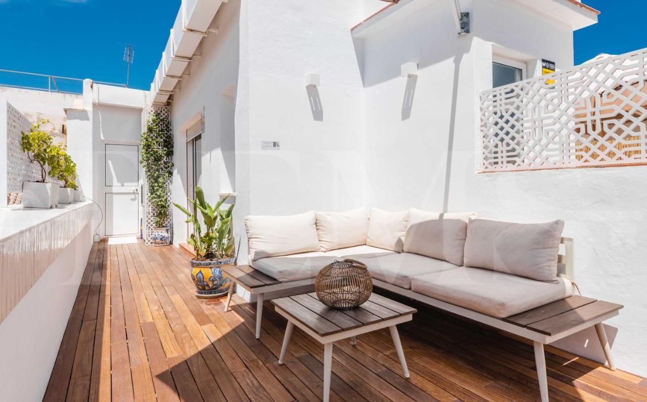 Duplex With Private Rooftop & View On San Juan Church By Rems Apartment *