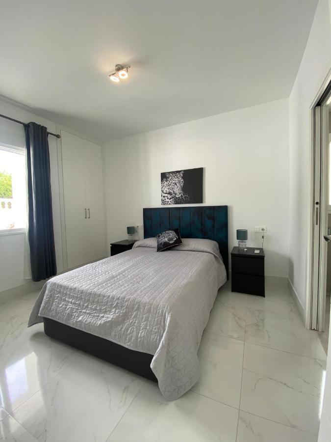 Corniche Chaparral