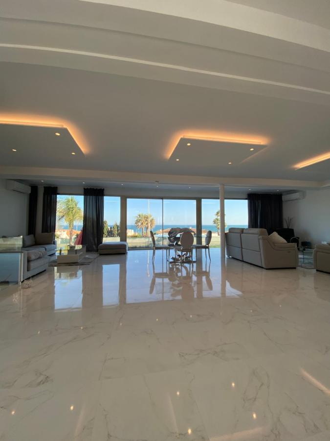 Corniche Chaparral Villa Málaga