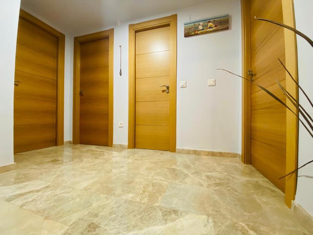 Benaplaya - Fantastica Casa Con Terraza & Piscina, Playa A 200 Metros Malaga