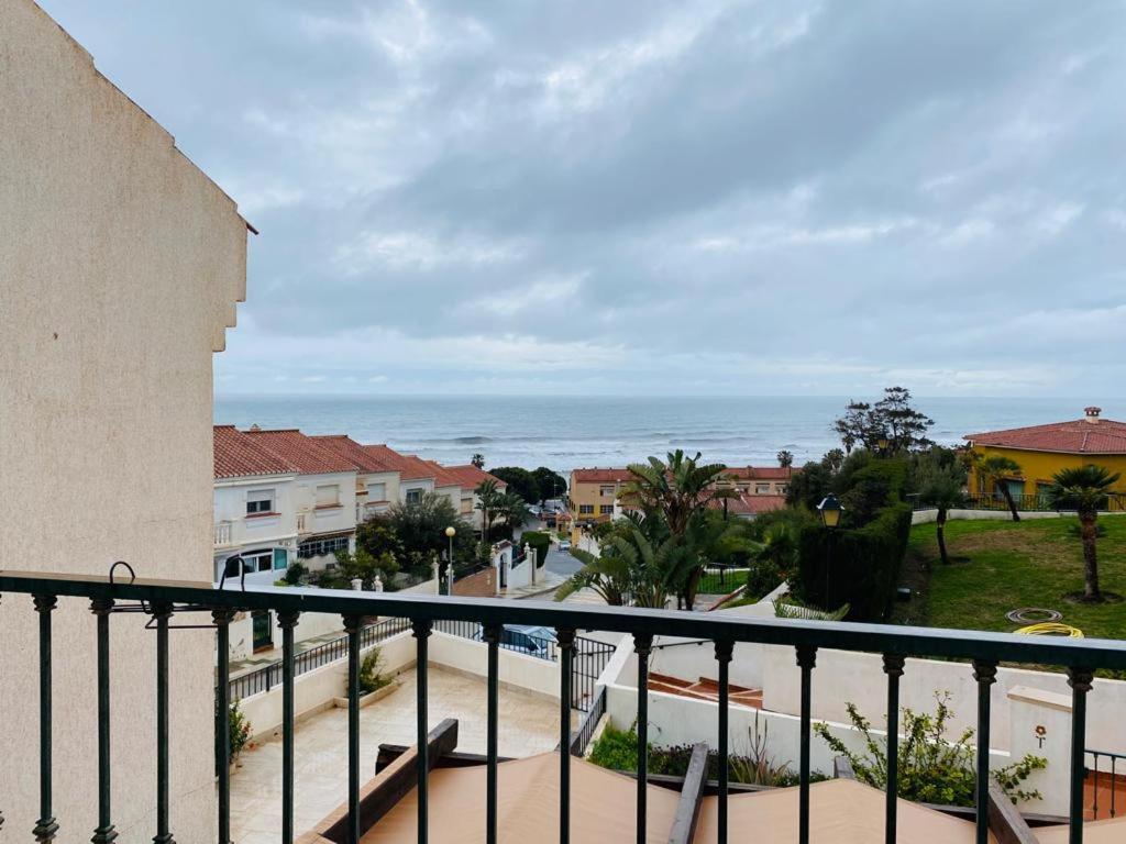 Benaplaya - Fantastica Casa Con Terraza & Piscina, Playa A 200 Metros Apartment Malaga