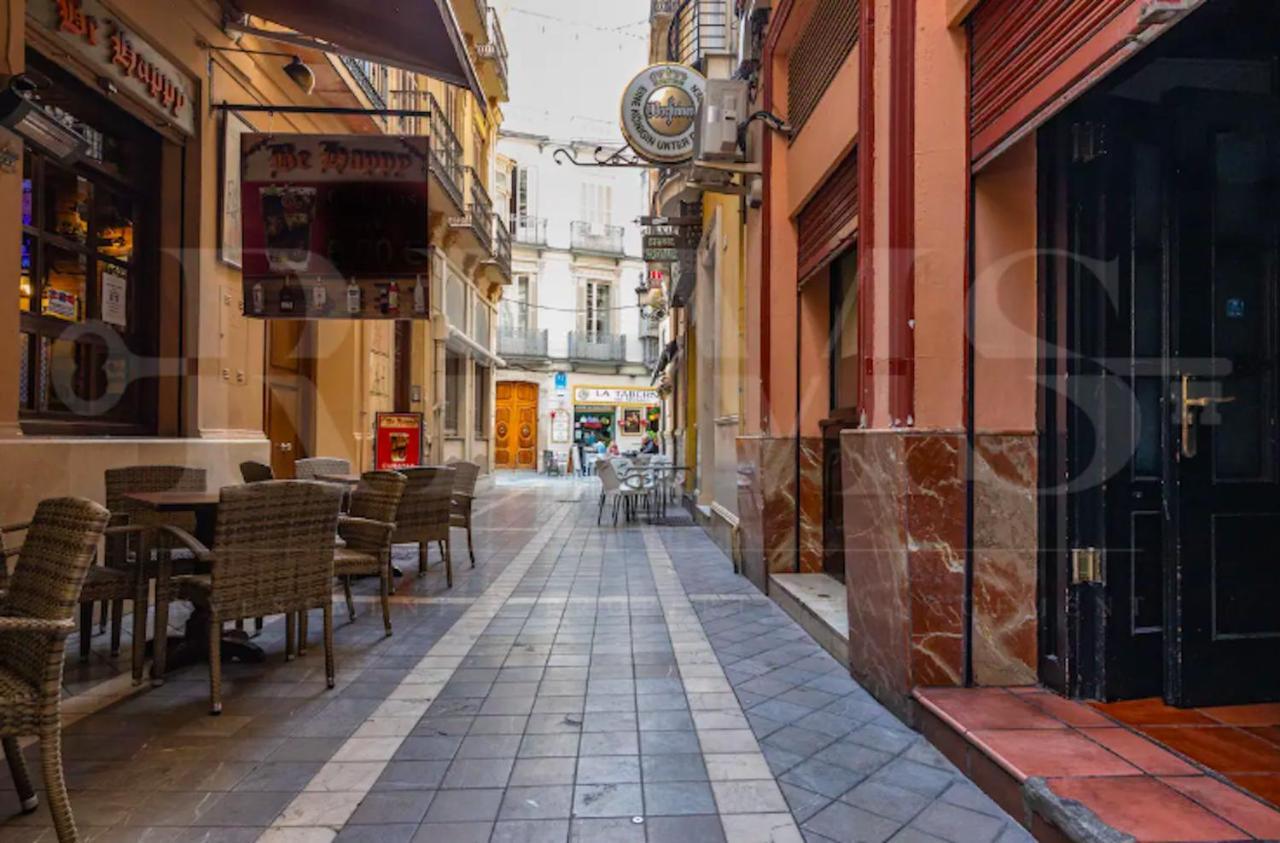 Holidays2malaga Capitan Renovated With Patio & Balconies In The Center