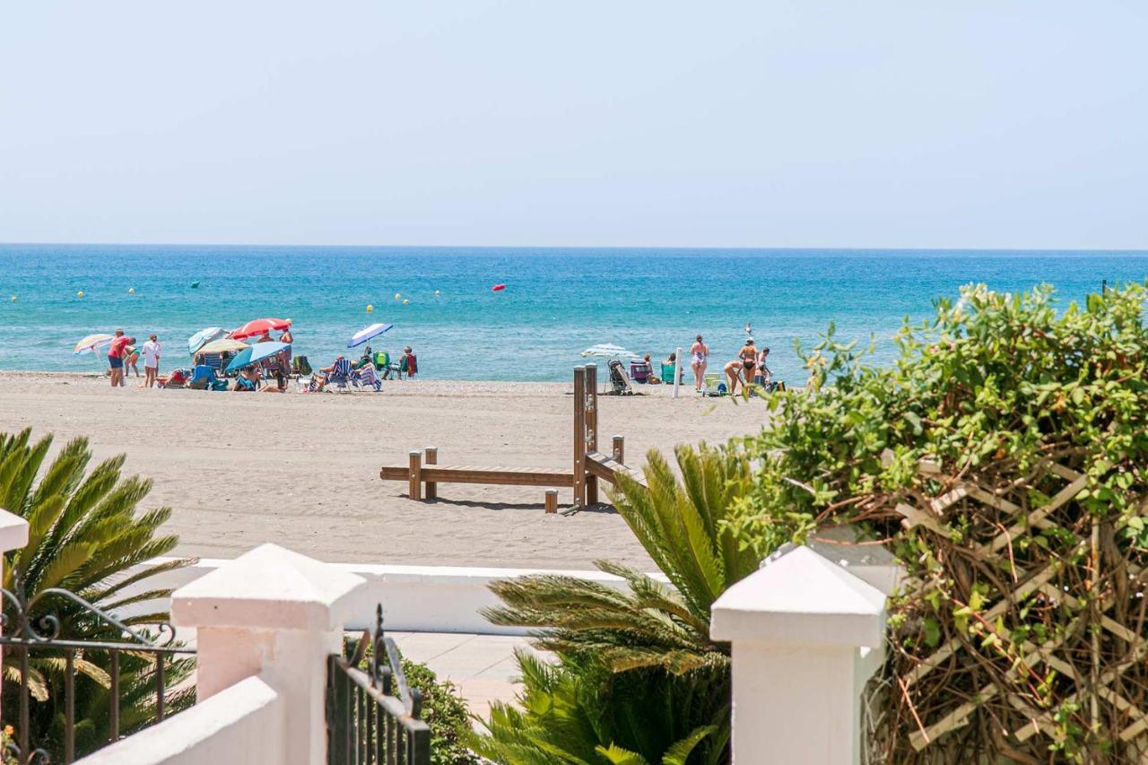 Apartamento Apartamento Buganvillas Primera Linea De Playa