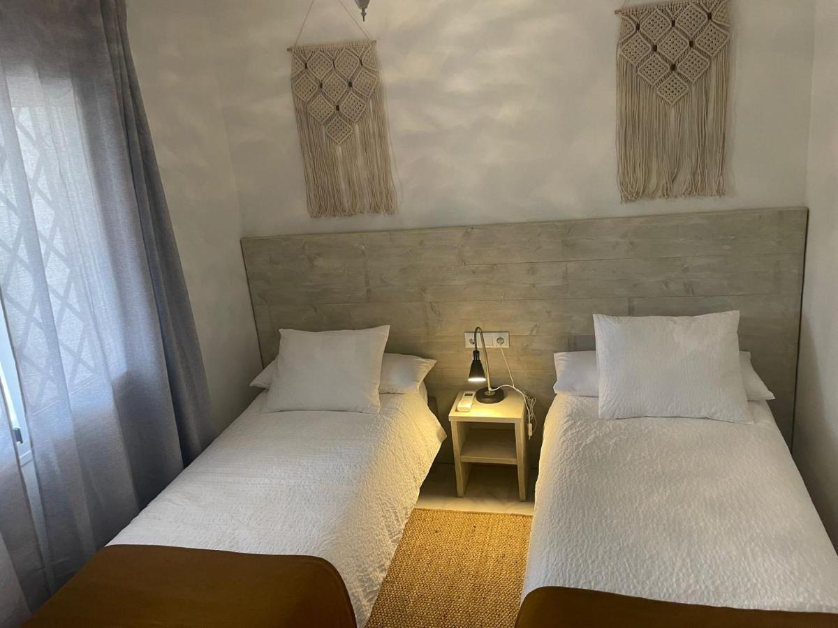 Primera Línea De Playa Con Vistas Al Mar Apartamento
