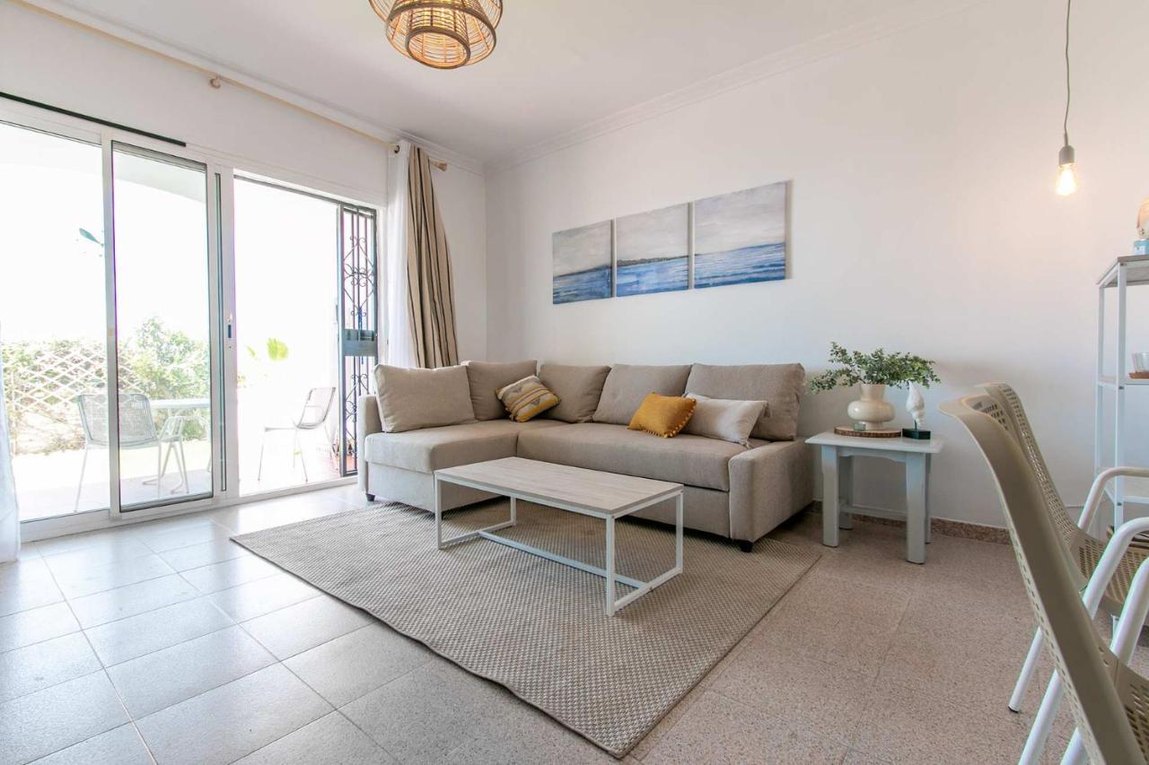 Apartamento Buganvillas Primera Linea De Playa Apartamento Málaga
