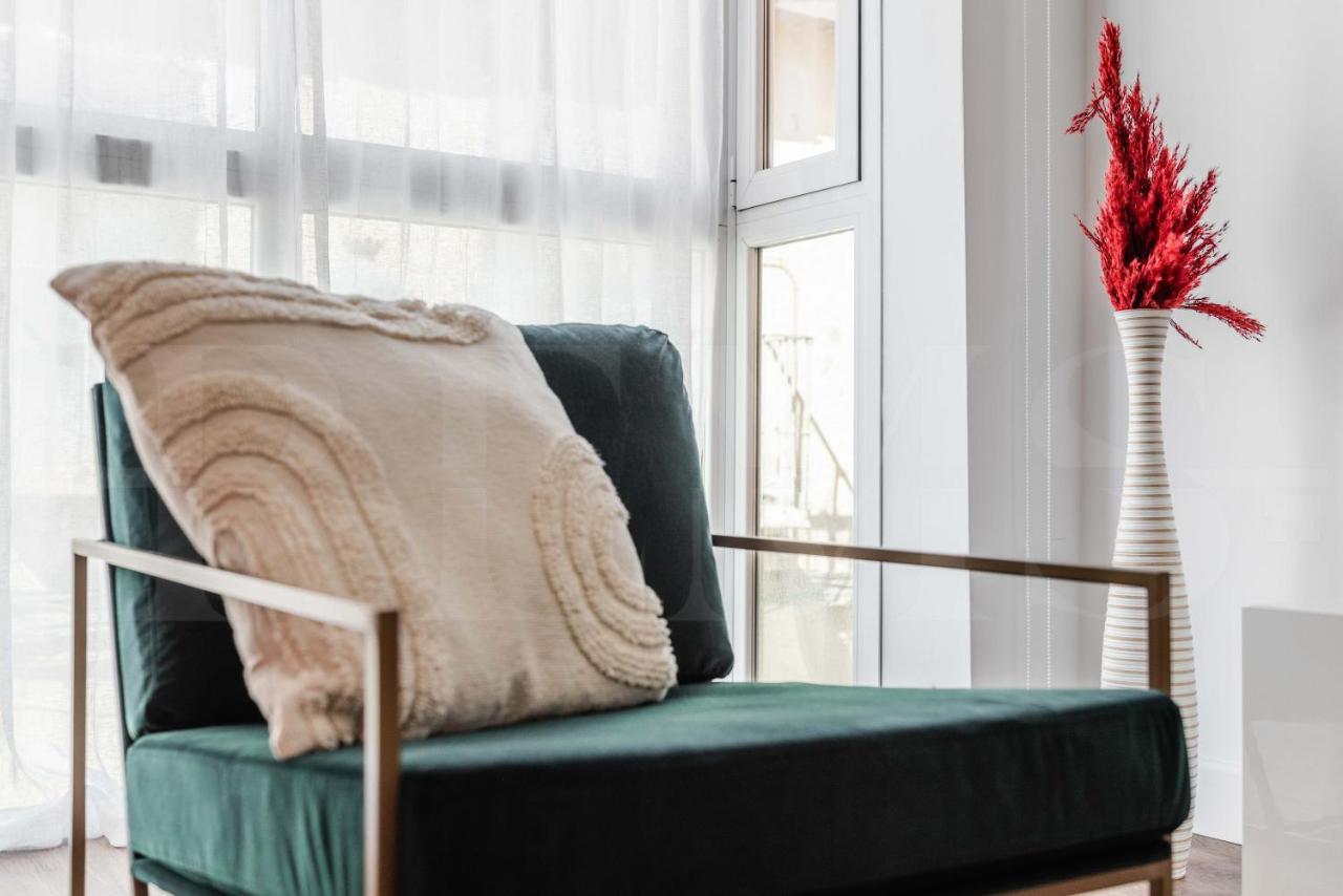 Apartamento Designed Minimalist - Center By Rems