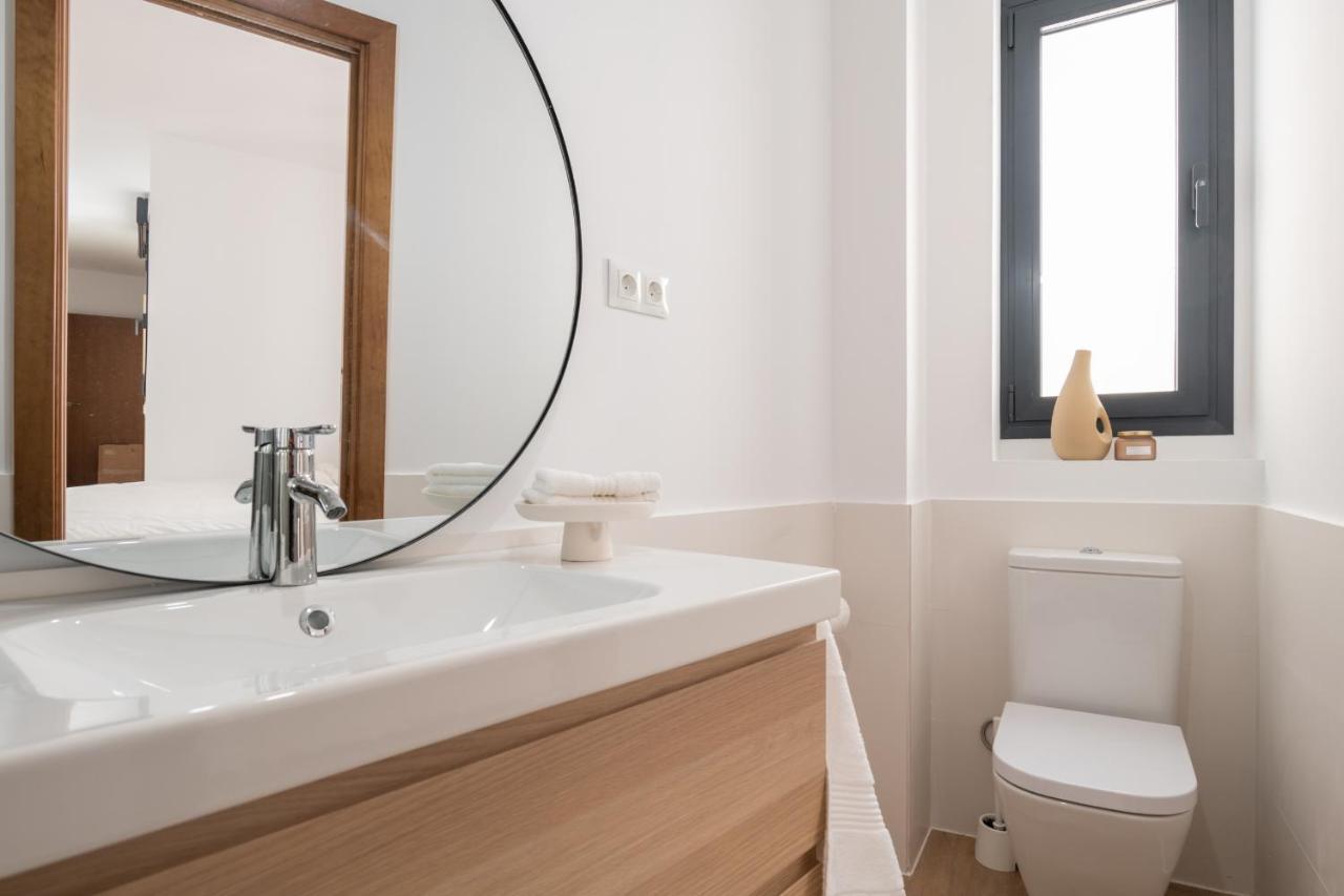 Malasana 13: Historic With Two Bedrooms * Malaga
