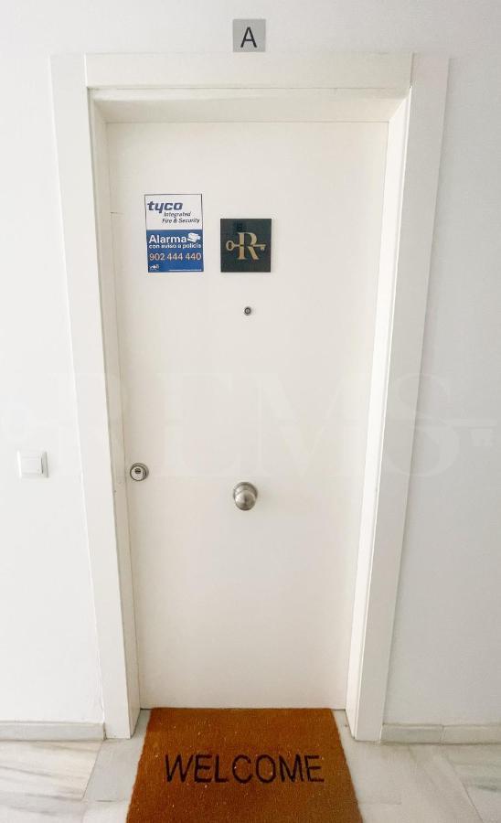 Apartamento Modern W/ Private Rooftop Terrace Málaga