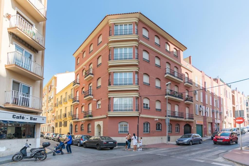 Bright, Quiet And Ground Floor In The Center *