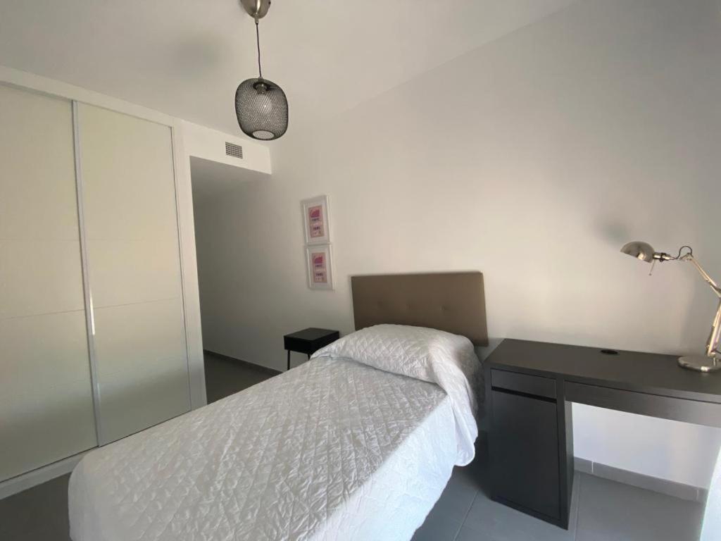 Piso Recinto Ferial En Teatinos Apartamento *