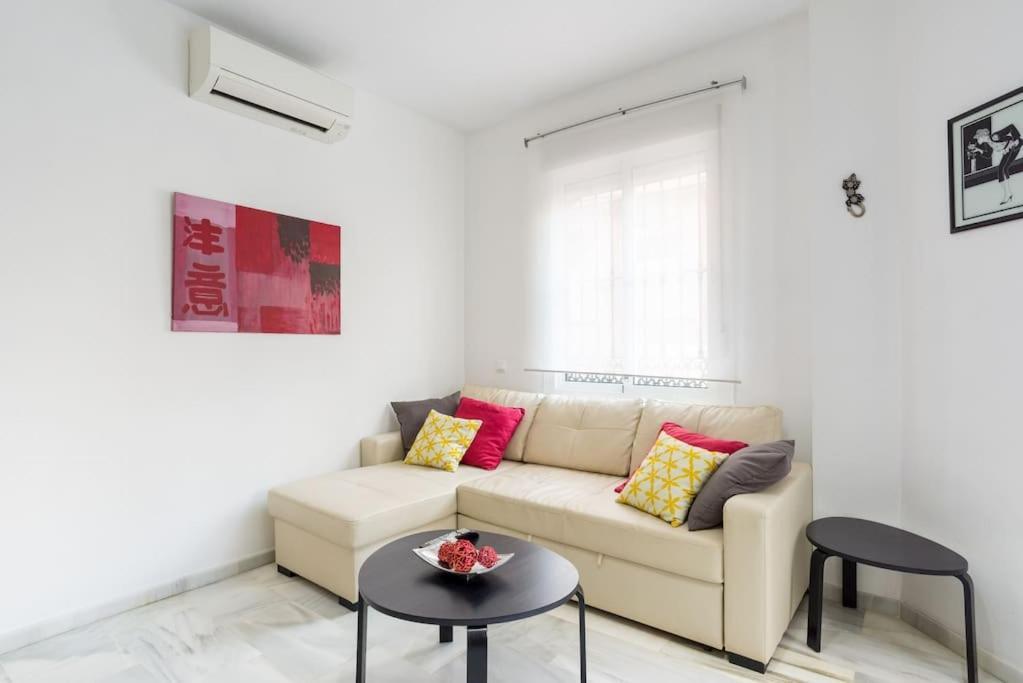 Apartment Bright, Quiet And Ground Floor In The Center *