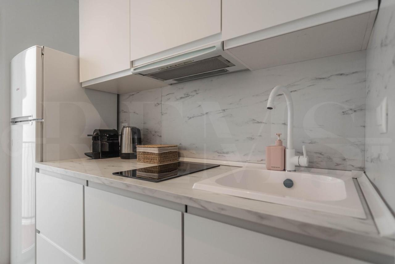 Apartamento Designed Minimalist - Center By Rems