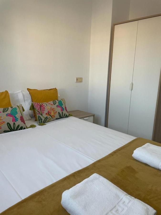 Apartamento 3 Con Parking Y Terraza En C Marmoles Málaga