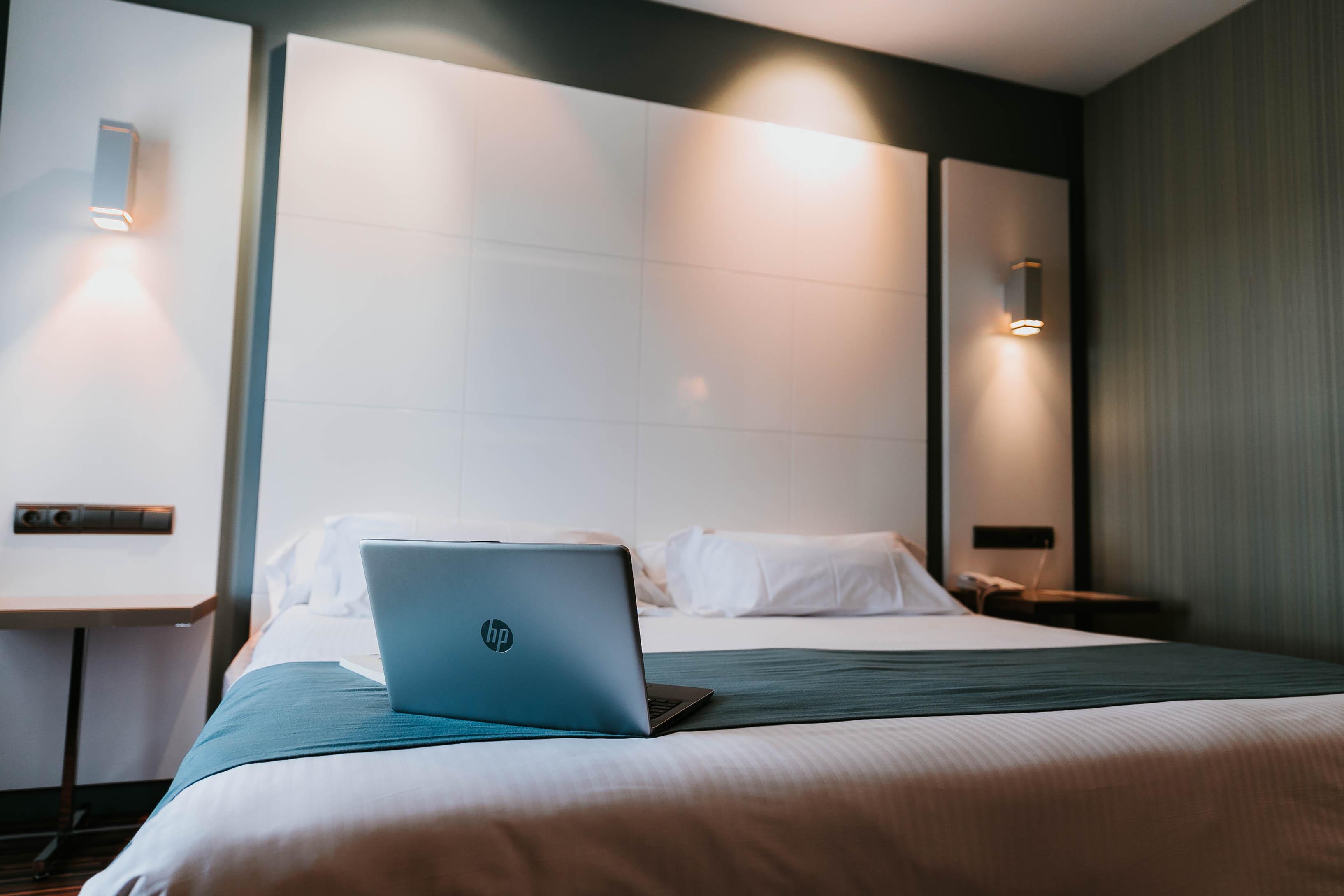Nostrum Airport Hotel