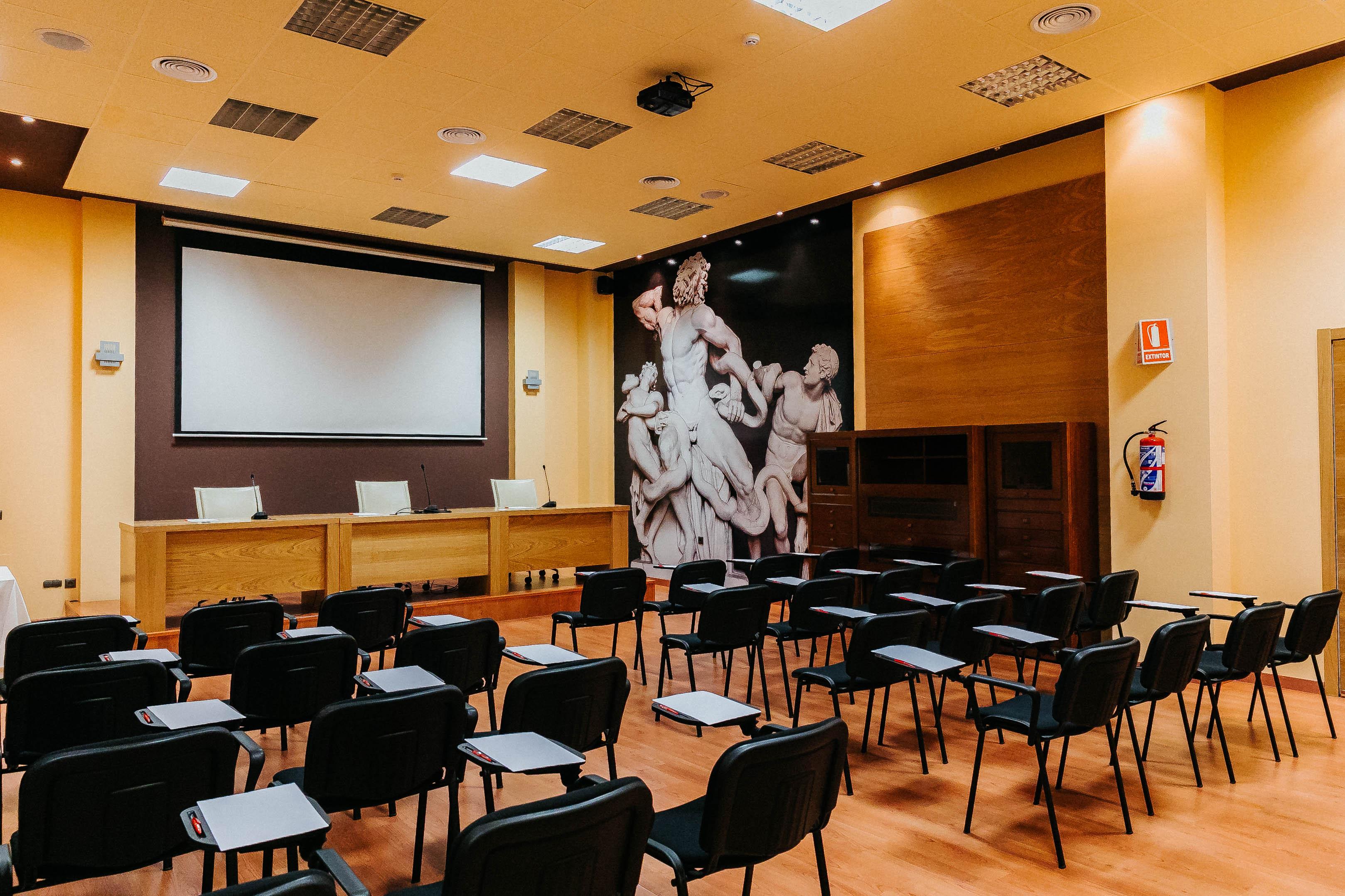 Nostrum Airport 3* Malaga