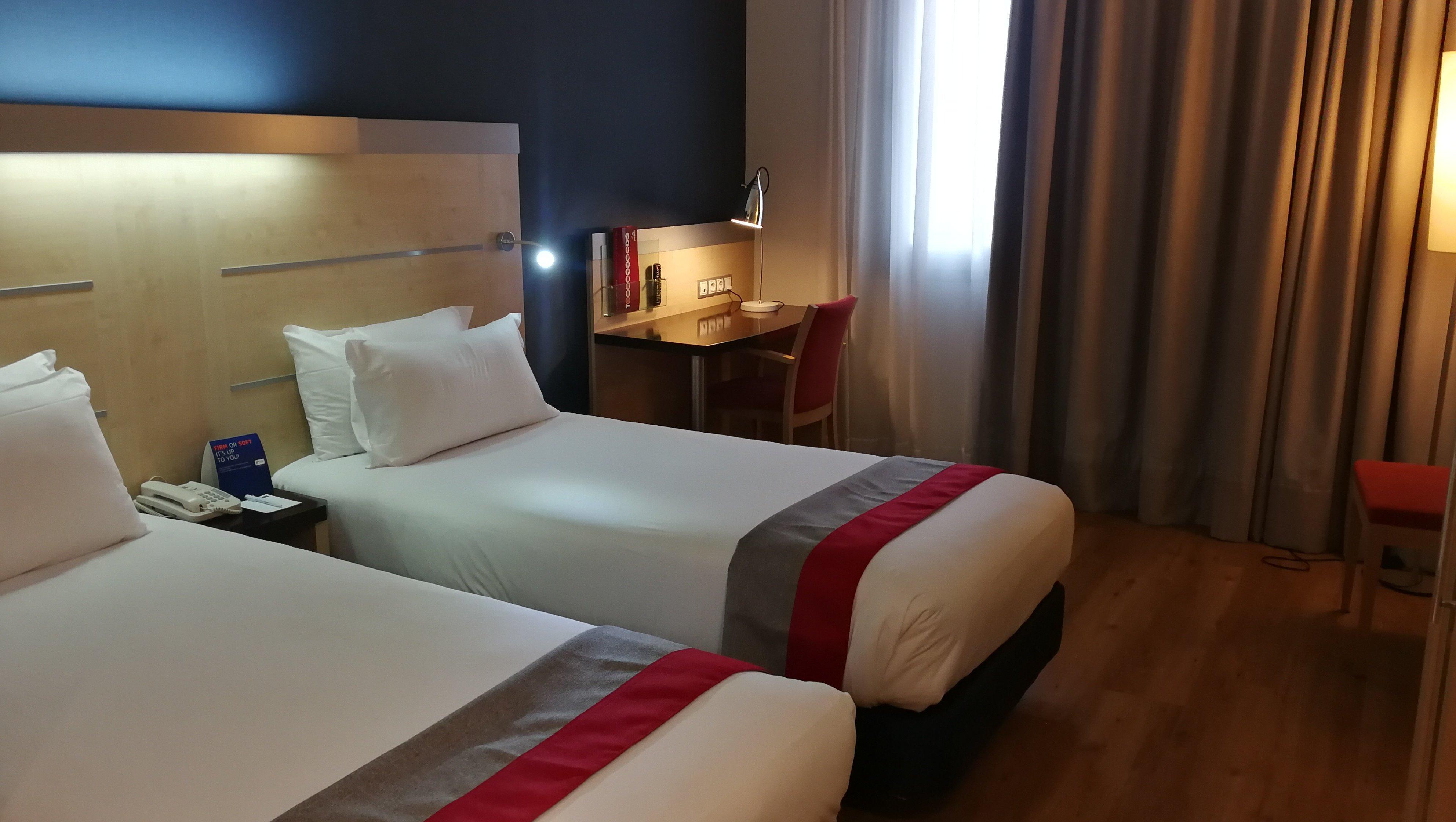 Hotel Express Airport, An Ihg