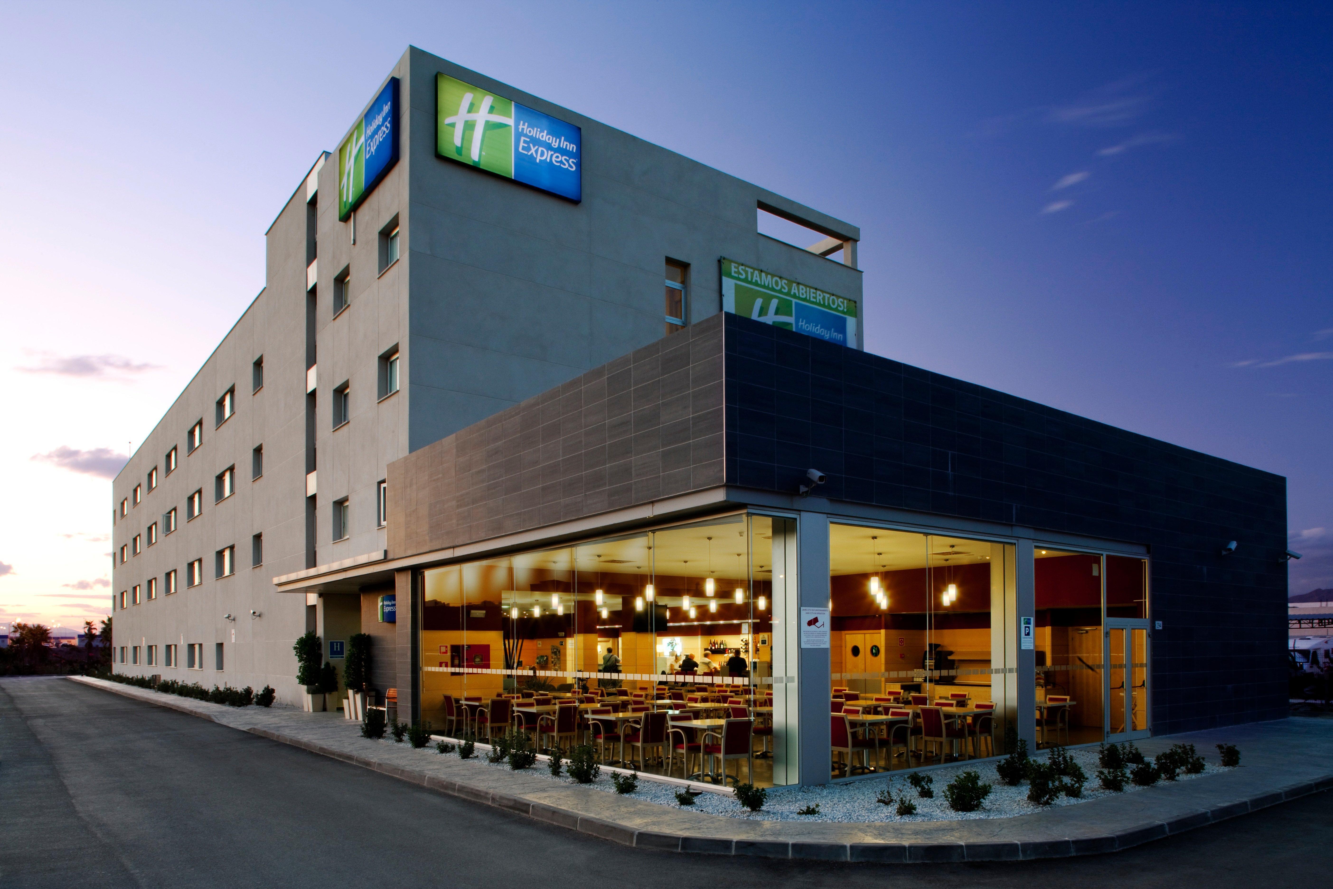 Hotel Express Airport, An Ihg Málaga