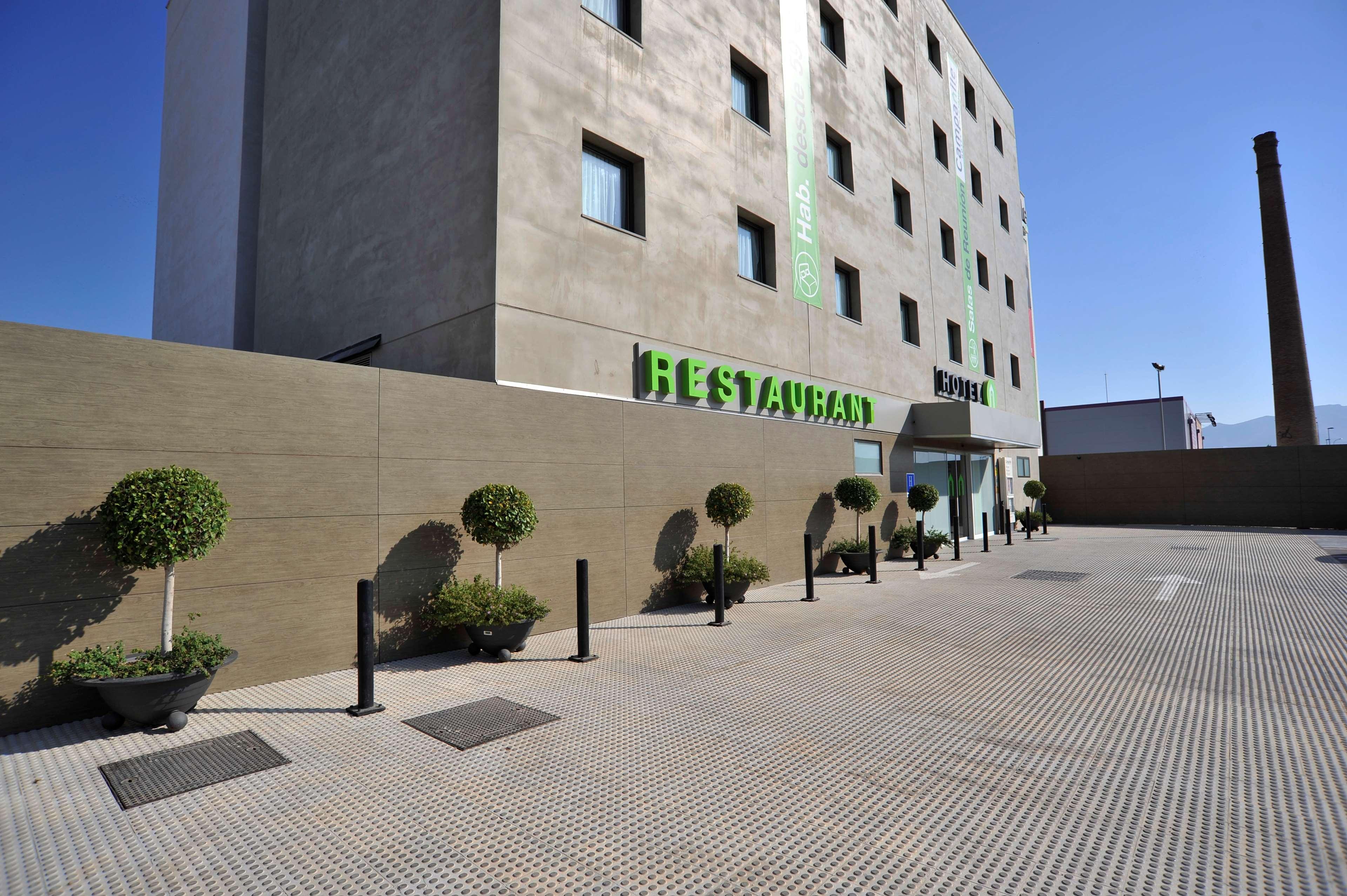Campanile Airport Hotel 3*