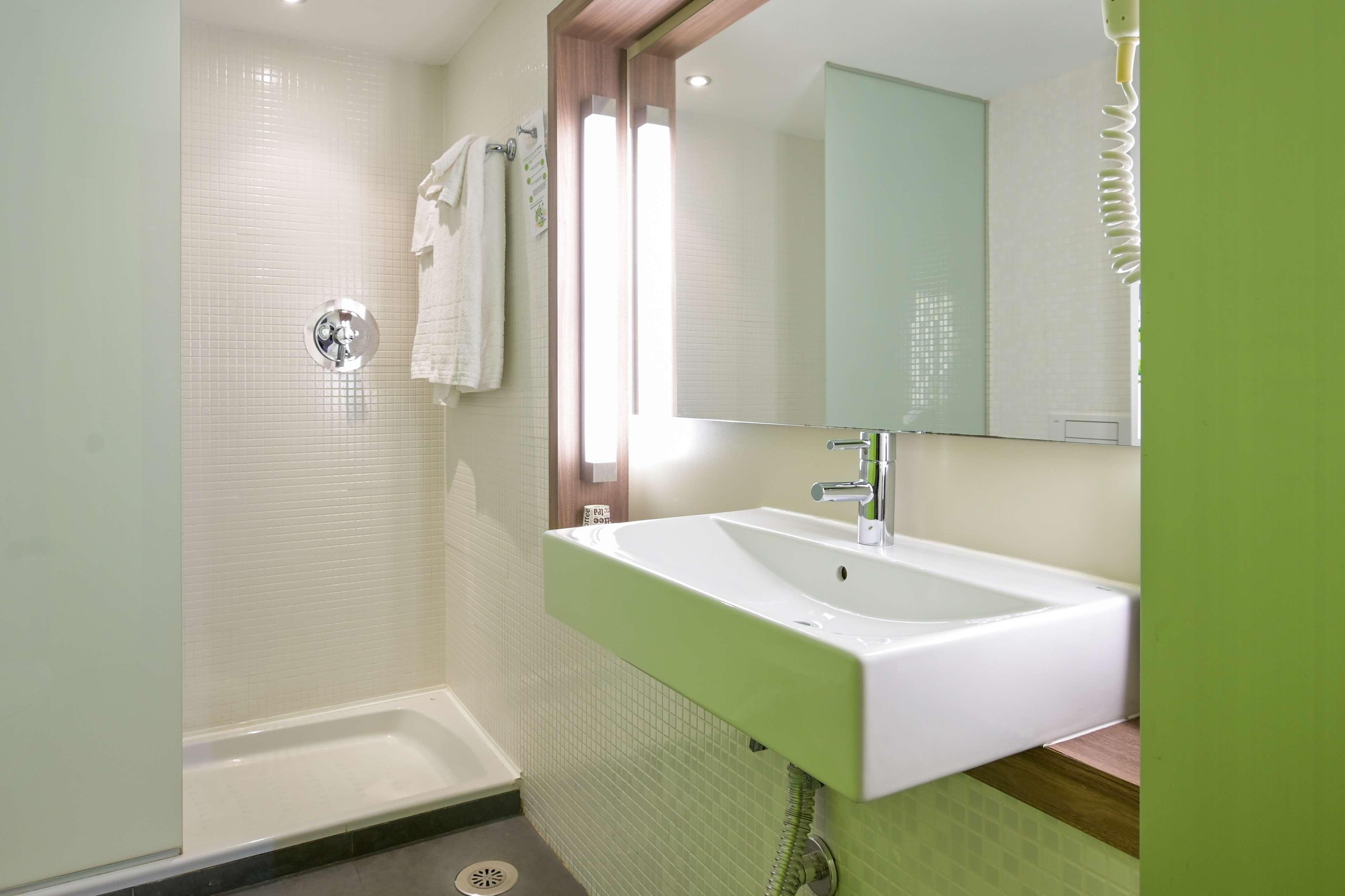 Campanile Airport Hotel