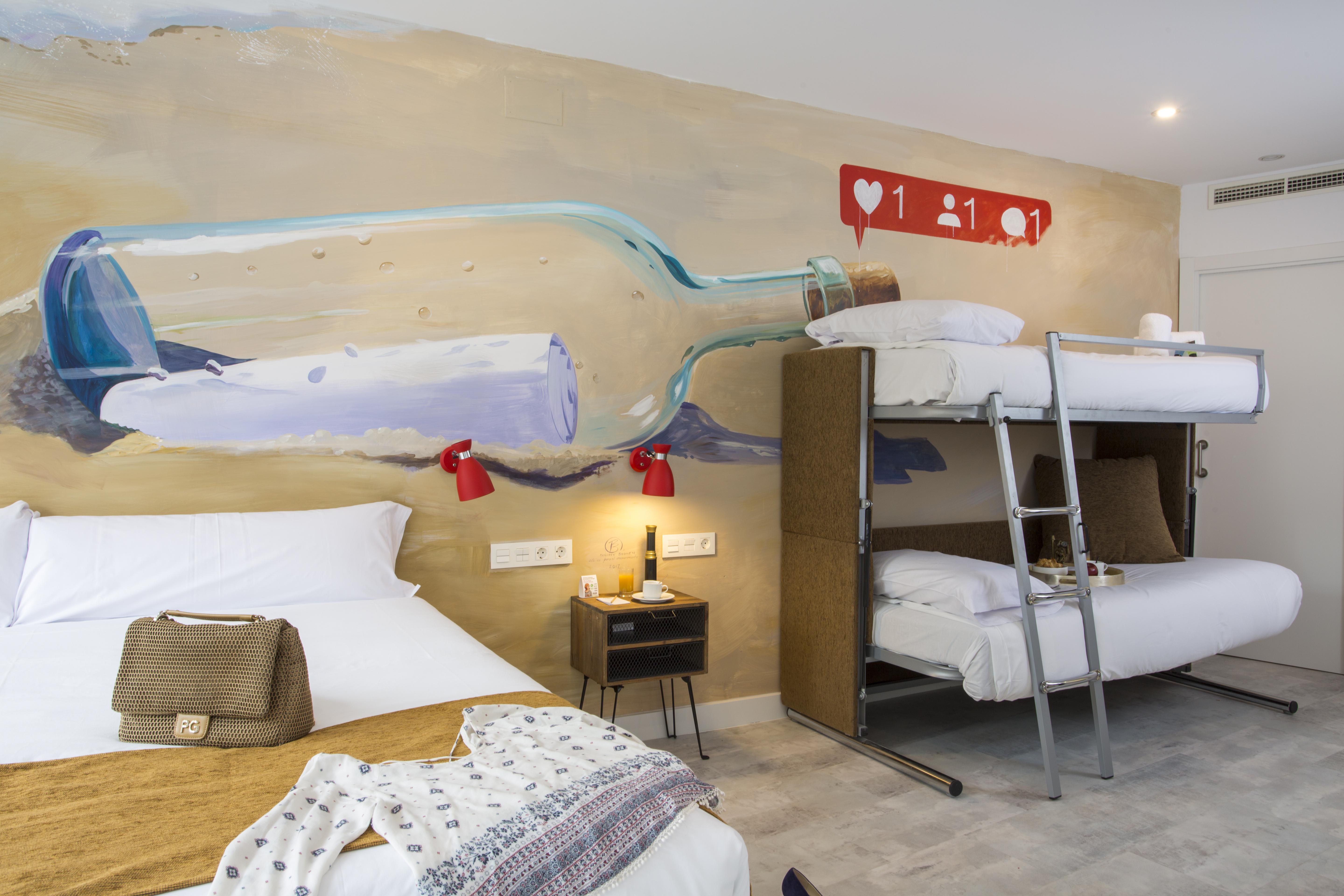 Casual Del Mar Hotel 3*
