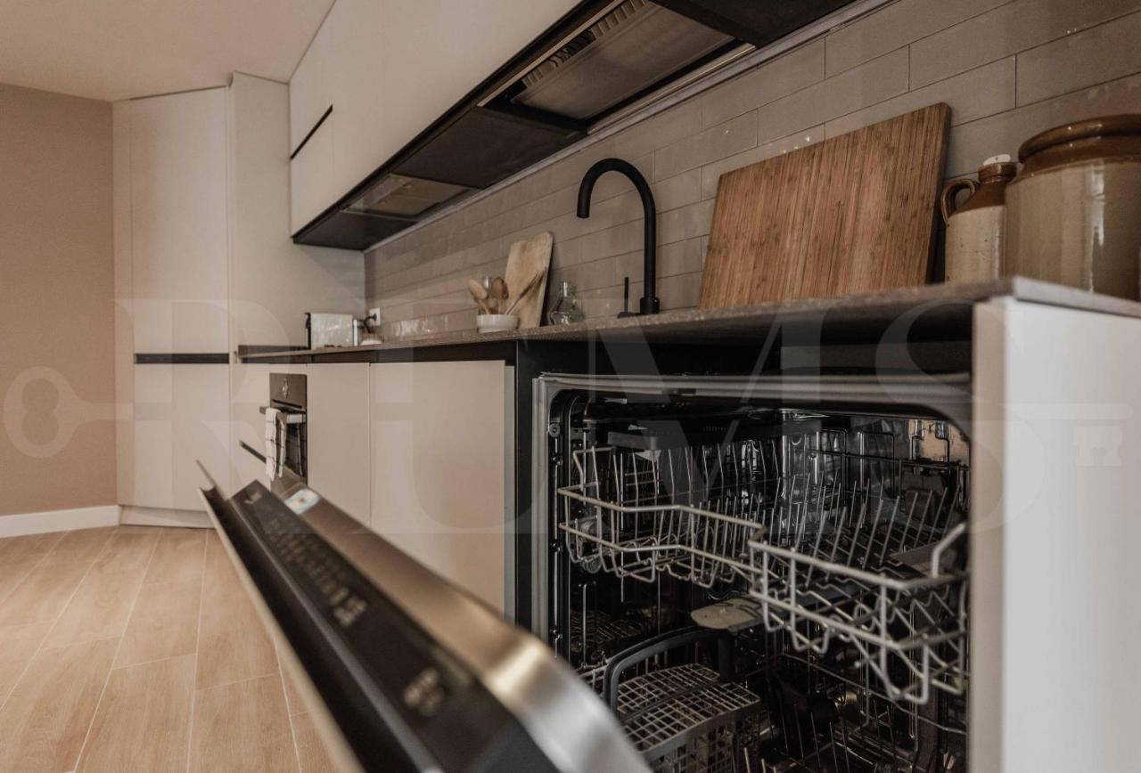 Apartamento Idyllic&spacious W/ Parking - Center *