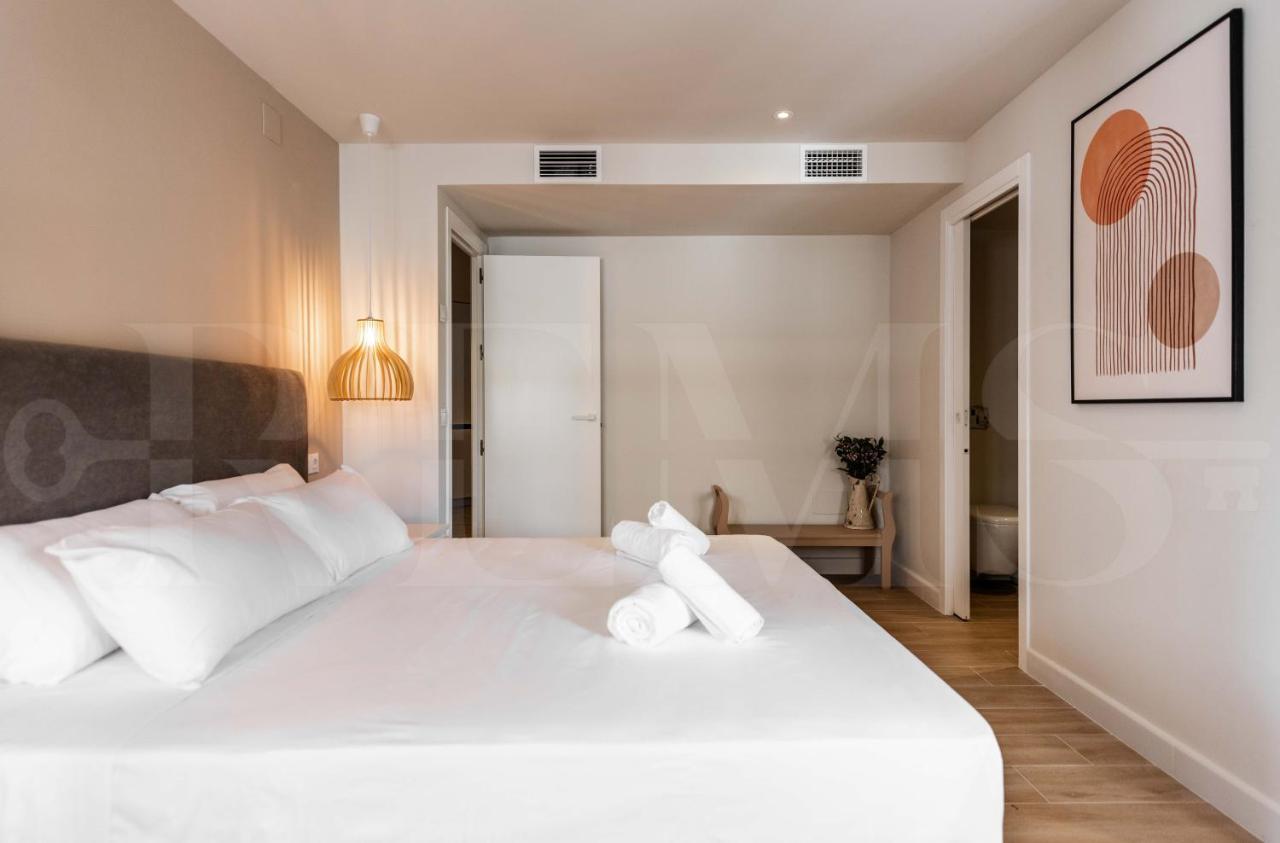 Idyllic&spacious W/ Parking - Center Apartamento *