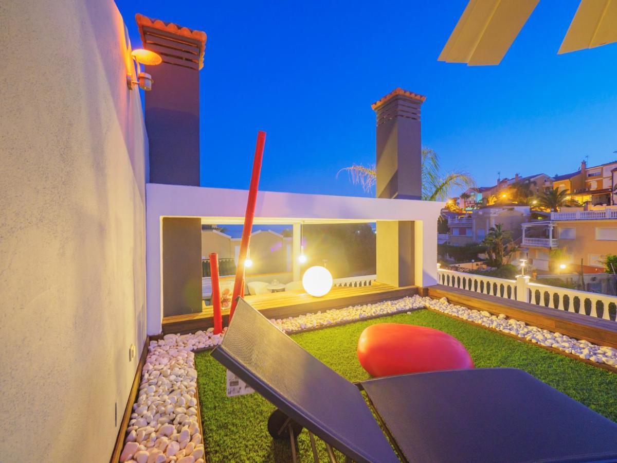 Villa Cubo's Gibralfaro House Center