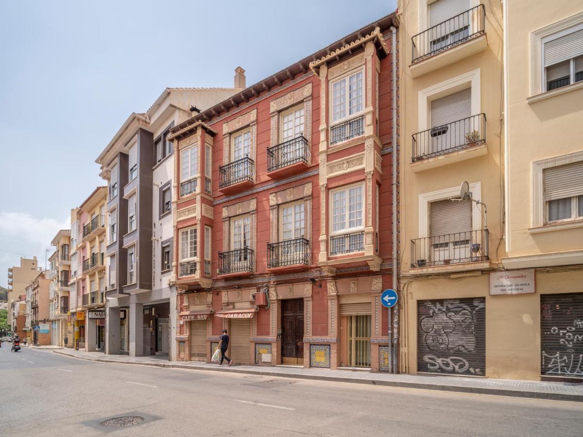 Sanders Jacaranda - Inviting Two-bedroom Downtown *