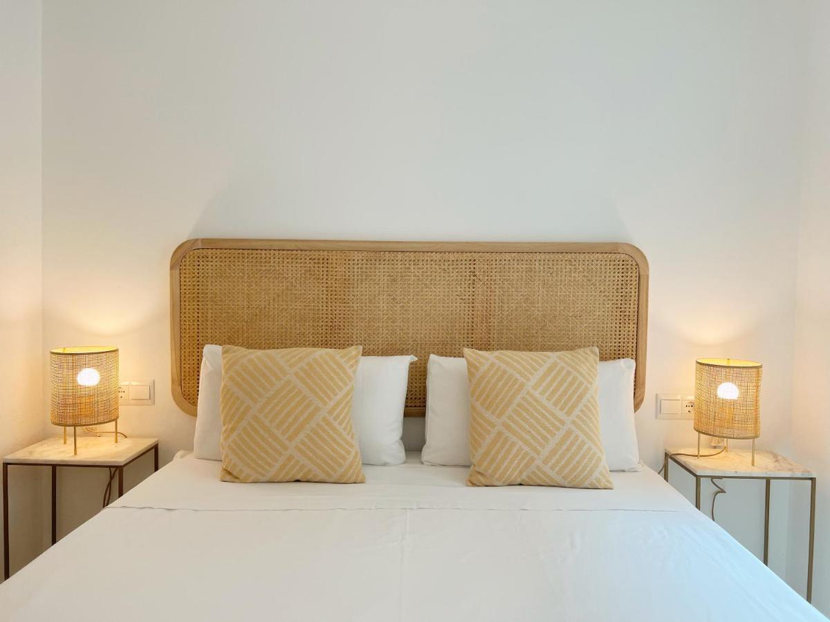 Granados I & Old Town By Ele Apartments