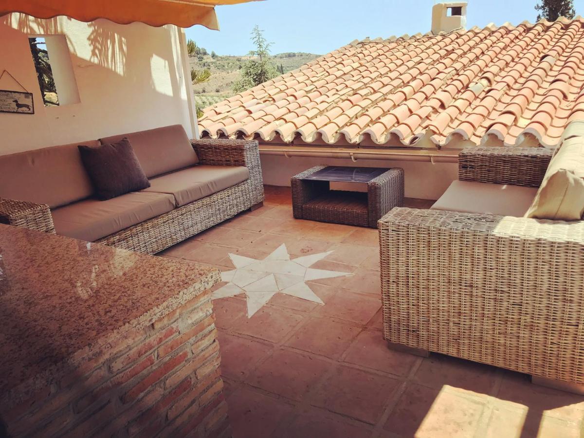 Villa Stunning 3 Bed Finca With Attached 2 Bed Casita With Sea And Mountain Views *