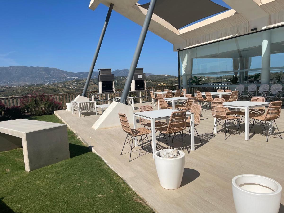 Apartamento 2-bedroom-apartment With A Terrace, Pool, Gym Málaga