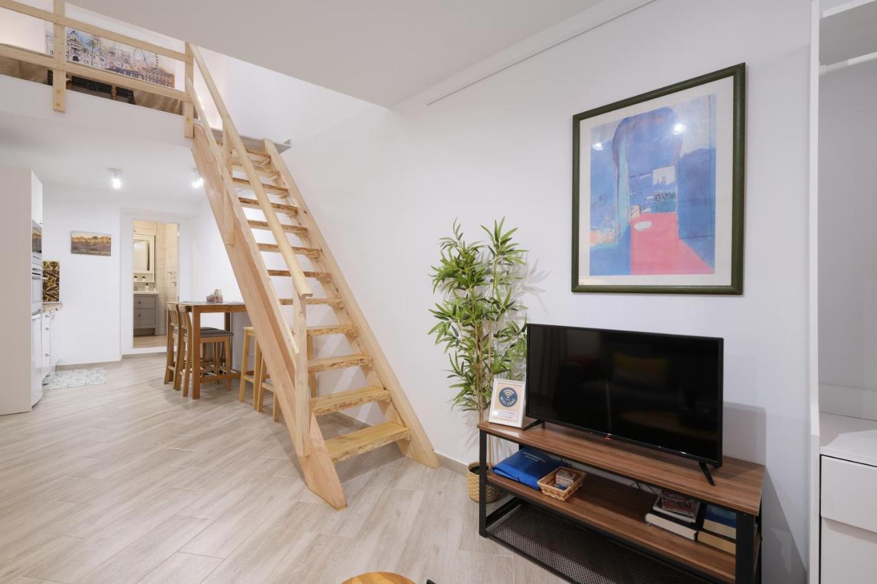 Apartment Malasana 51, New Art Apartment, Breakfast Included, Historic Center, Quite Neighborhood, Ml *