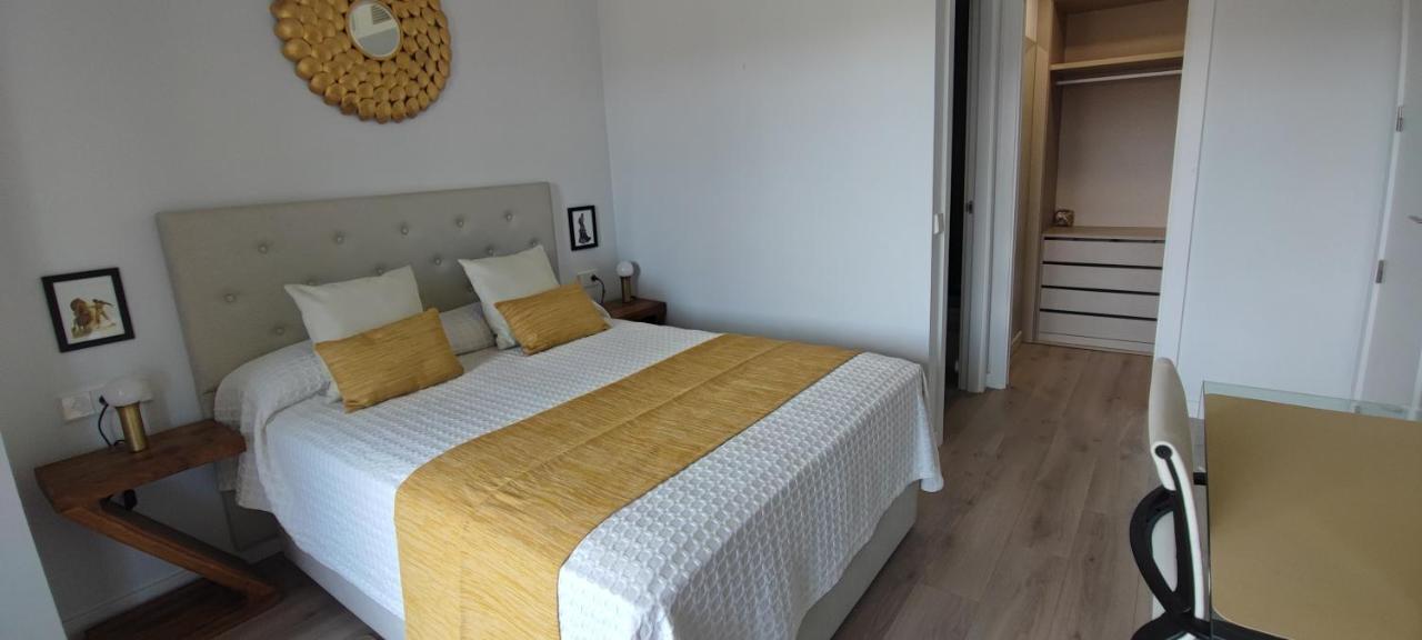 Teatinos Apartment