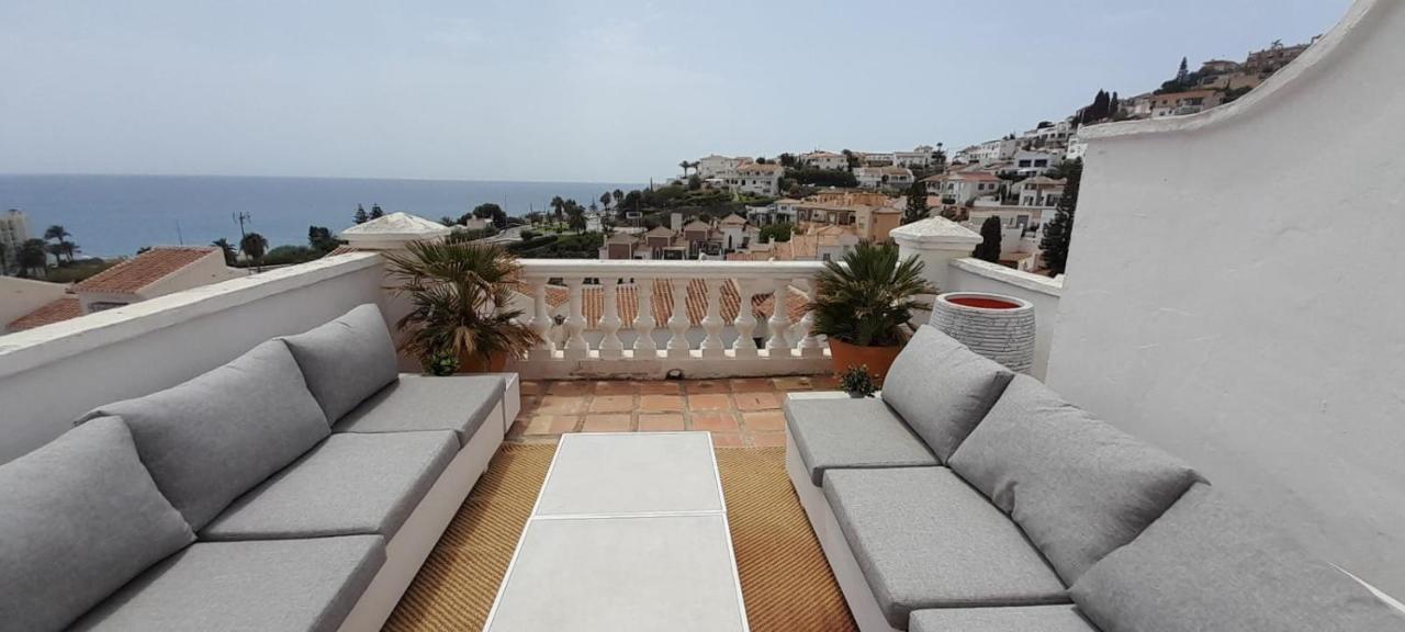 Tropicana, Nerja - 2 Bedroom Private With Sea Views Apartamento *