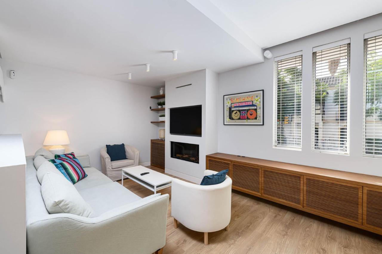 Carmen House In By Solaga Homes Сasa de vacaciones