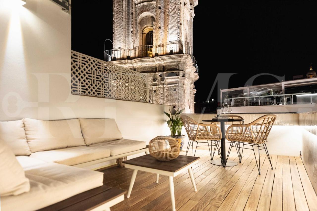 Duplex With Private Rooftop & View On San Juan Church By Rems *