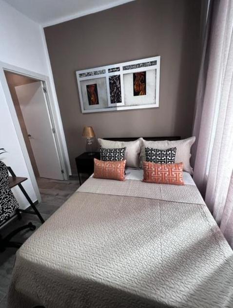 Alferez Central Apartamento *