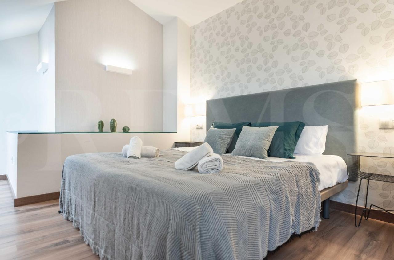 Lovely Duplex With Private Parking Near Center By Rems * Malaga