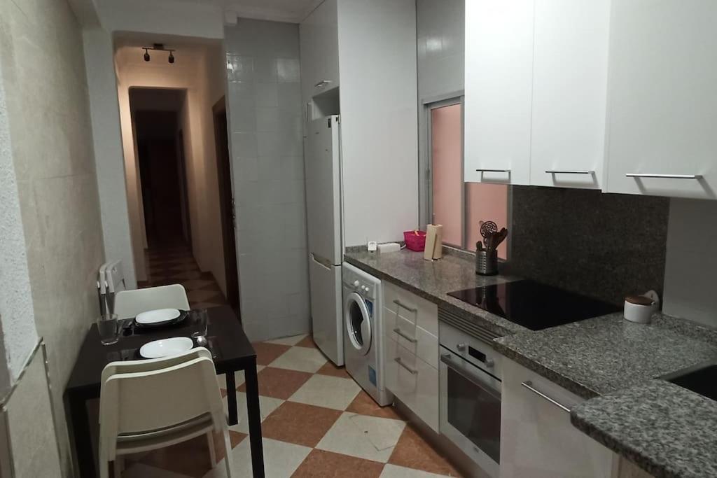 Apartamento Acogedor Apartamento ¡a 10 Minutos Del Centro De Málaga! Málaga