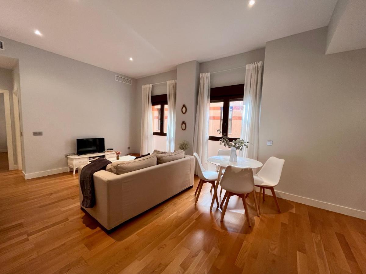 Apartamento Homely Sebastián Souvirón Biznaga Deluxe *