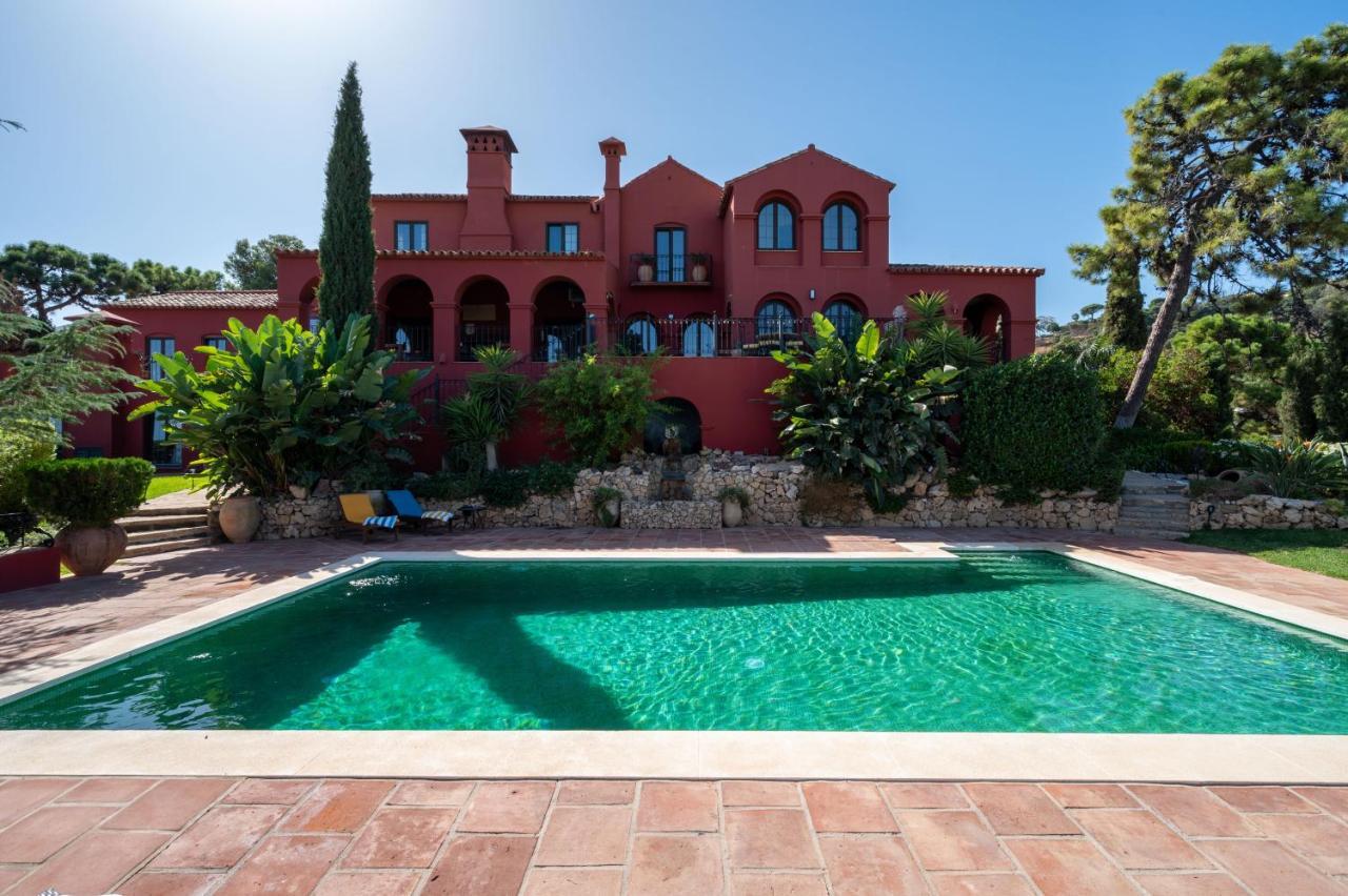 Melenchin Villa *