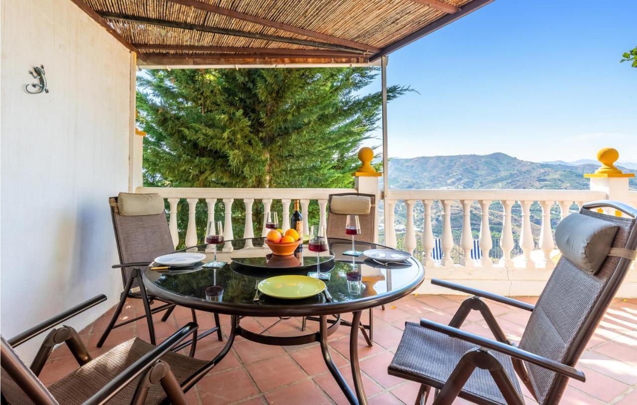 Pet Friendly In Iznate With Kitchen Málaga