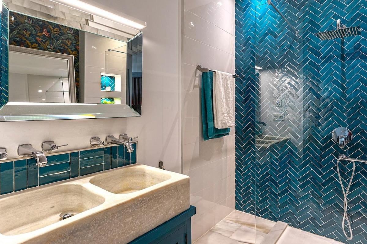 -malagasunapts- Luxury Historicalcentre Apartamento