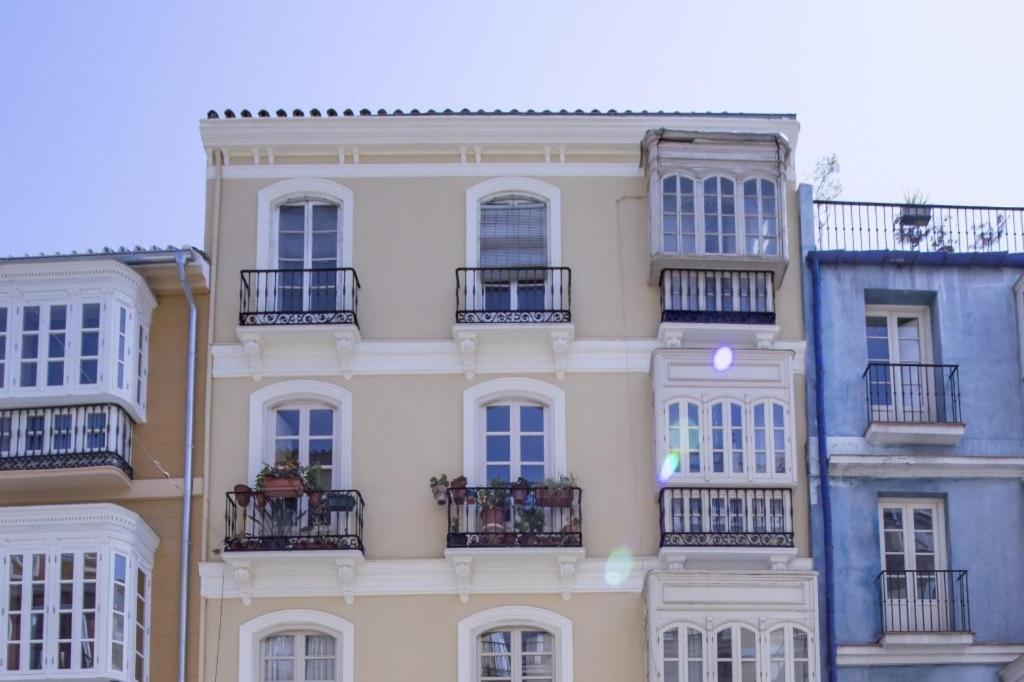-malagasunapts- Luxury Historicalcentre Apartamento