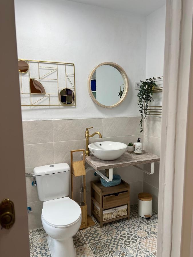 Iyourbasics Great Hinestrosa 23 Free Wifi&ac