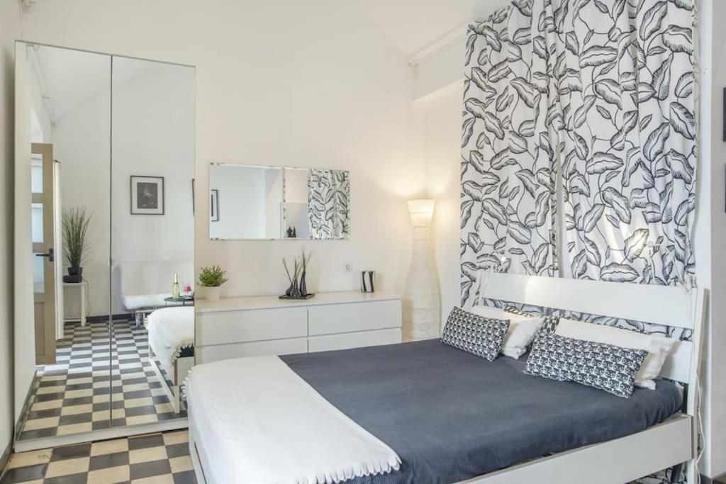 Hinestrosa Studio Center Apartment *