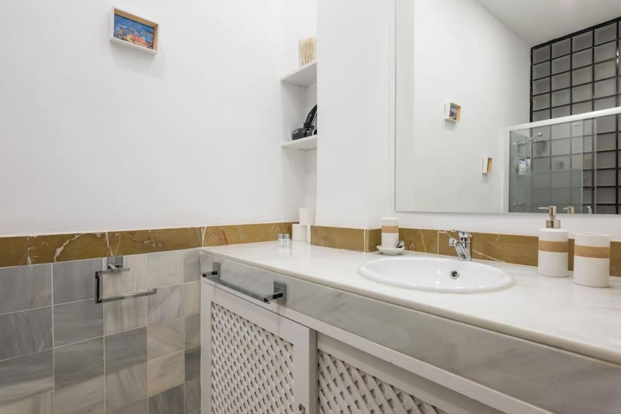 Spacious Loft In The Historic Center Apartamento Málaga