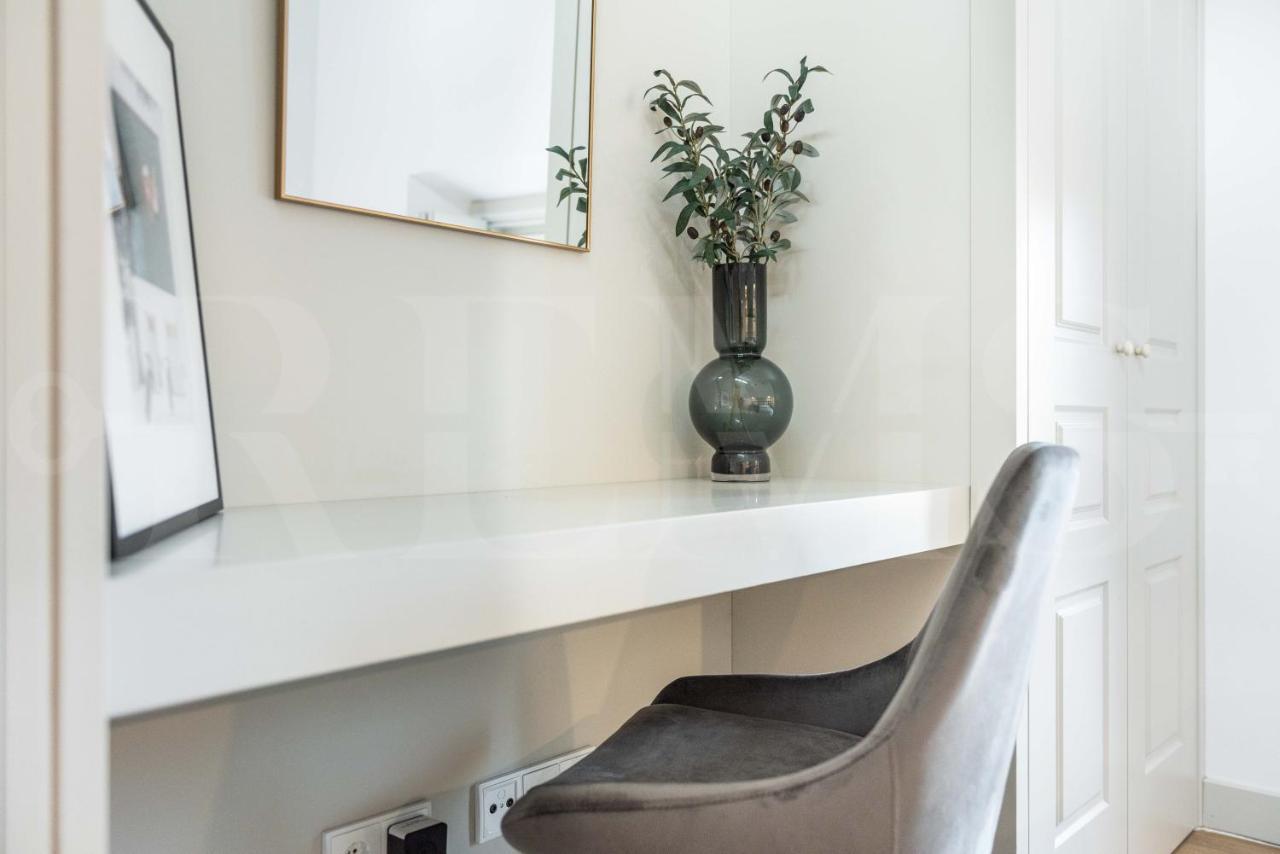 Penthouse With Private Rooftop In The Heart Of By Rems Apartment *