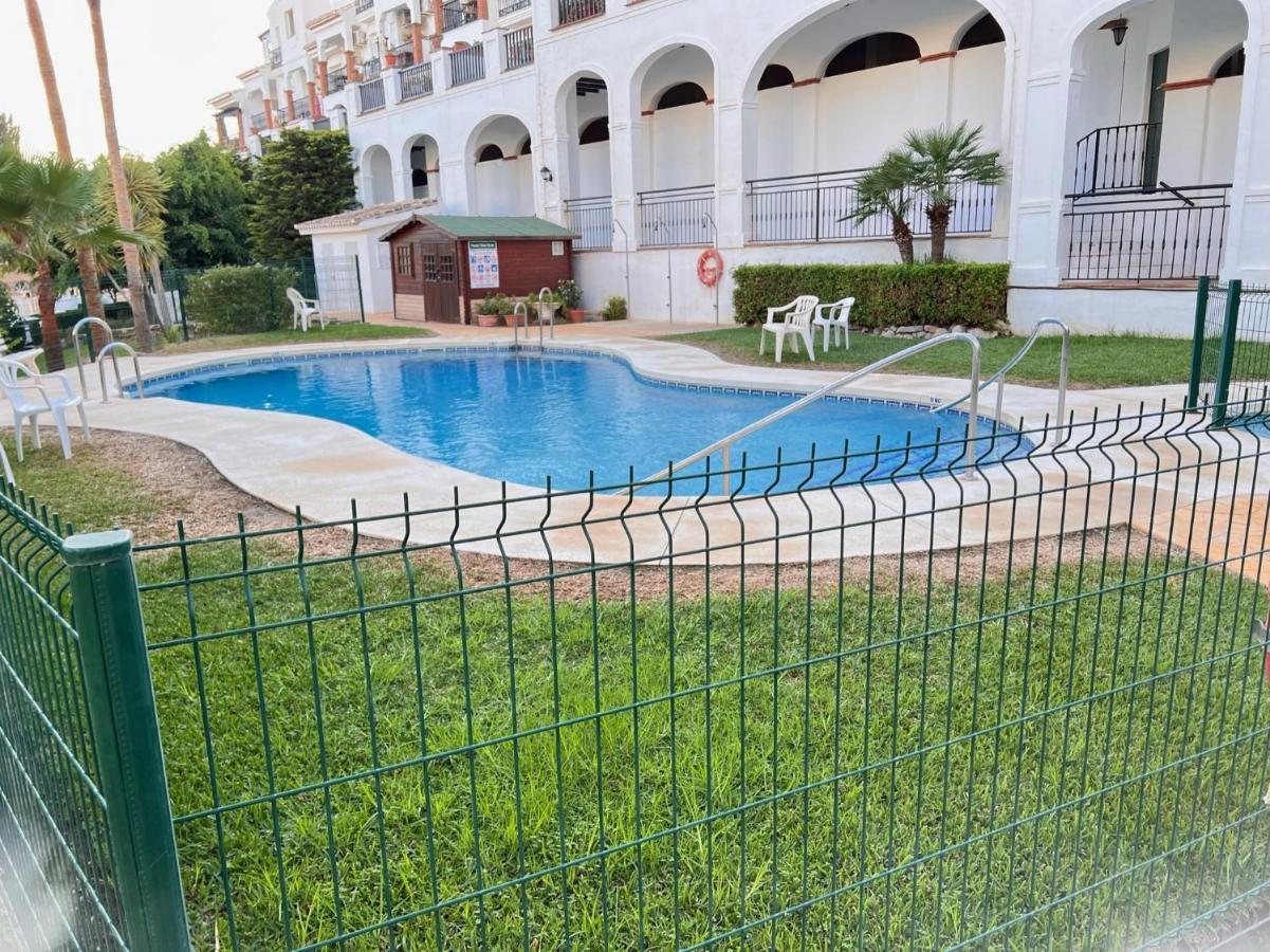 Malagatravelbook Piscina Y Parking Gratis * Málaga
