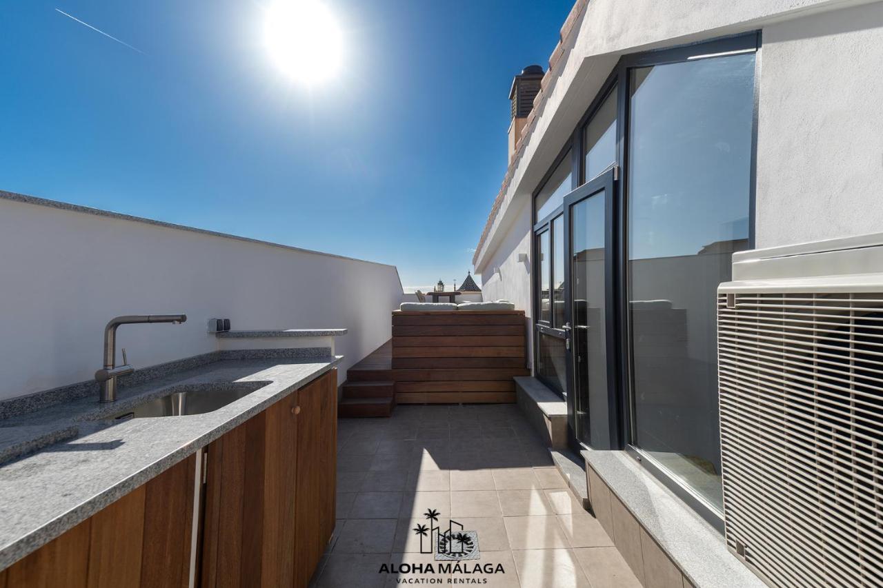 Luxury Duplex With Pool And Padel Court In Town * Málaga